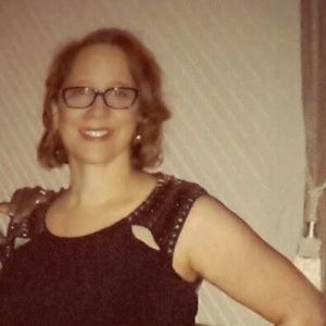 Meet your Posher, Myra